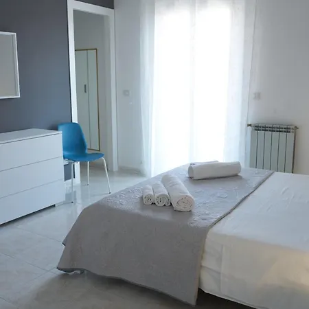 Apartment La Perla Del Sud *